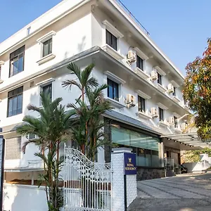 Royal Residency Hotel