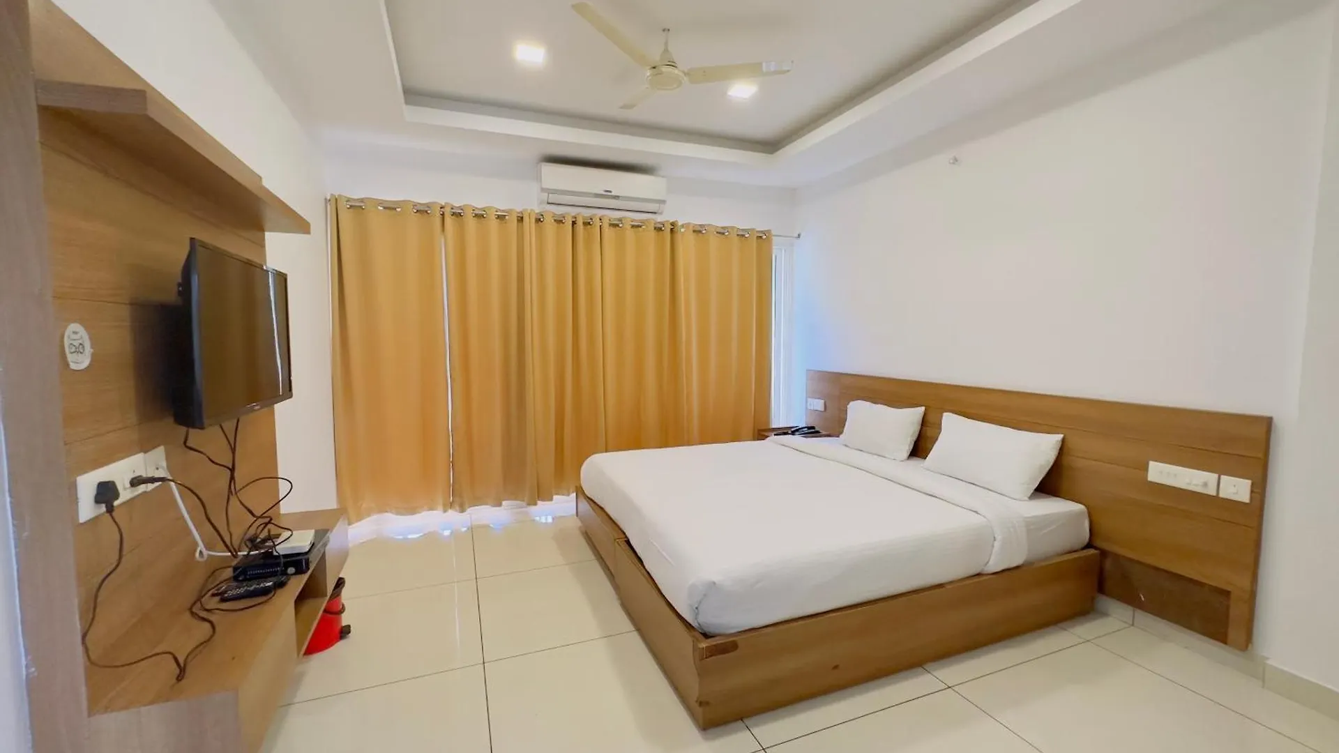 Hotel Lets Stay Kochi 3*,