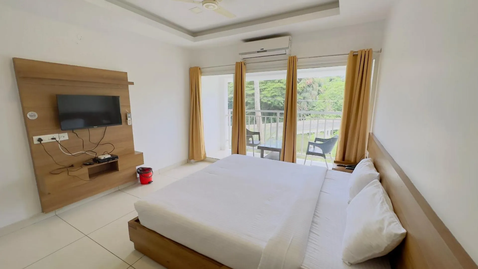 Hotel Lets Stay Kochi