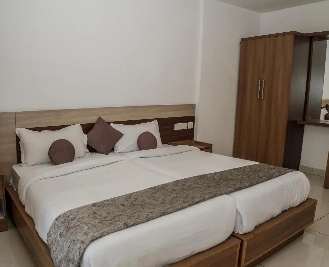 Hotel Lets Stay Kochi 3*,  India