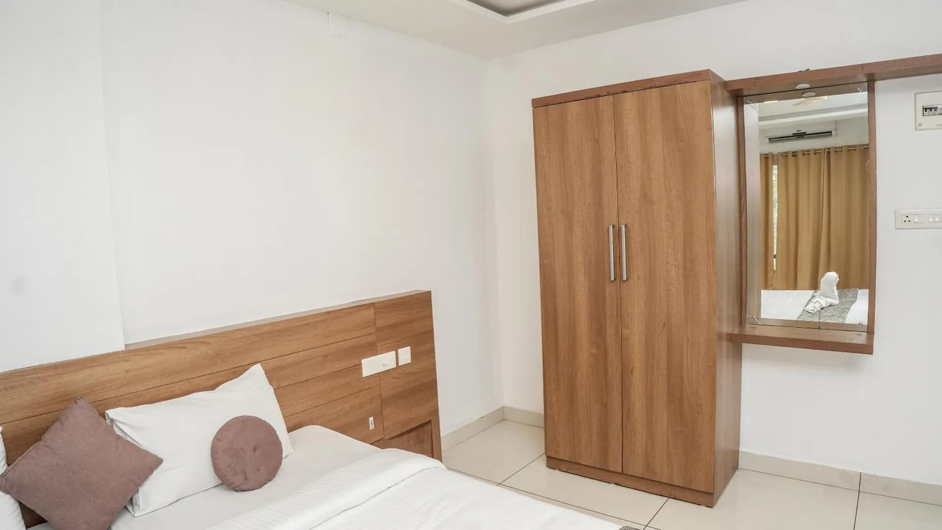 Hotel Lets Stay Kochi 3*,